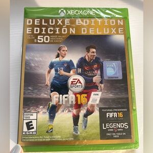 FIFA 16 Deluxe Edition (Xbox One) COMPLETE Factory Sealed NEW NWT